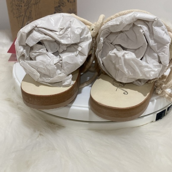 Free People Sandal - Picture 4 of 10